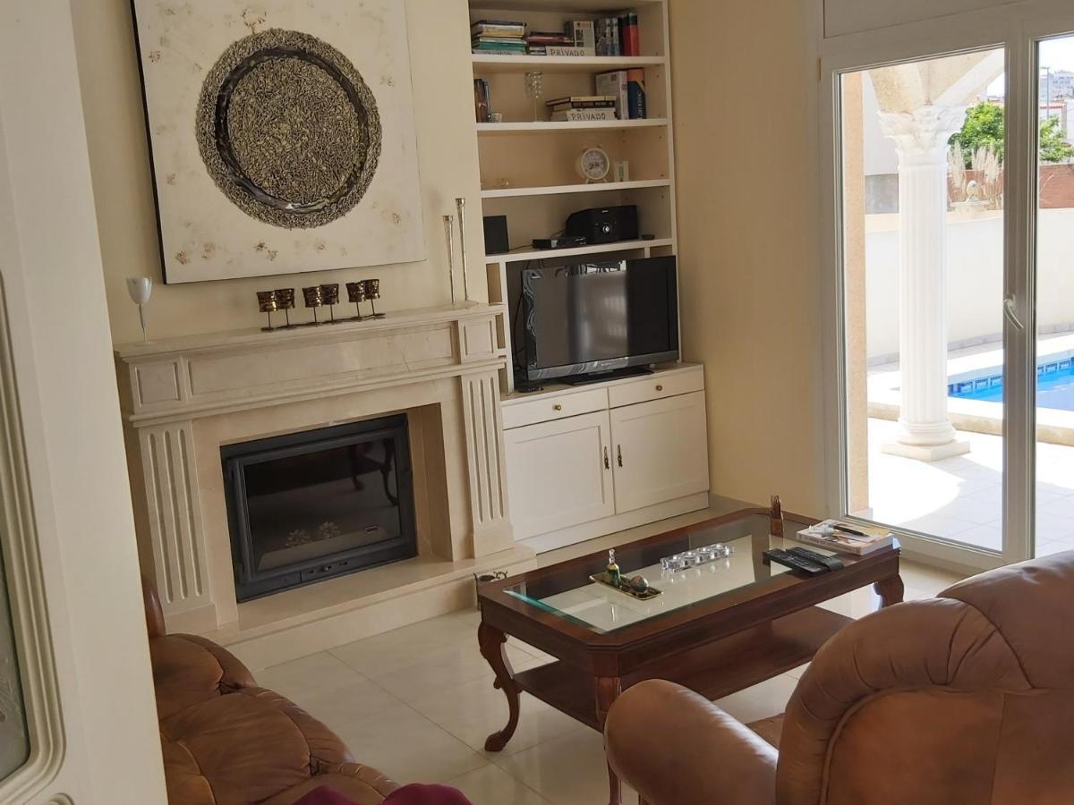 Casa Amb Piscina Privada Villa Empuriabrava Exteriör bild