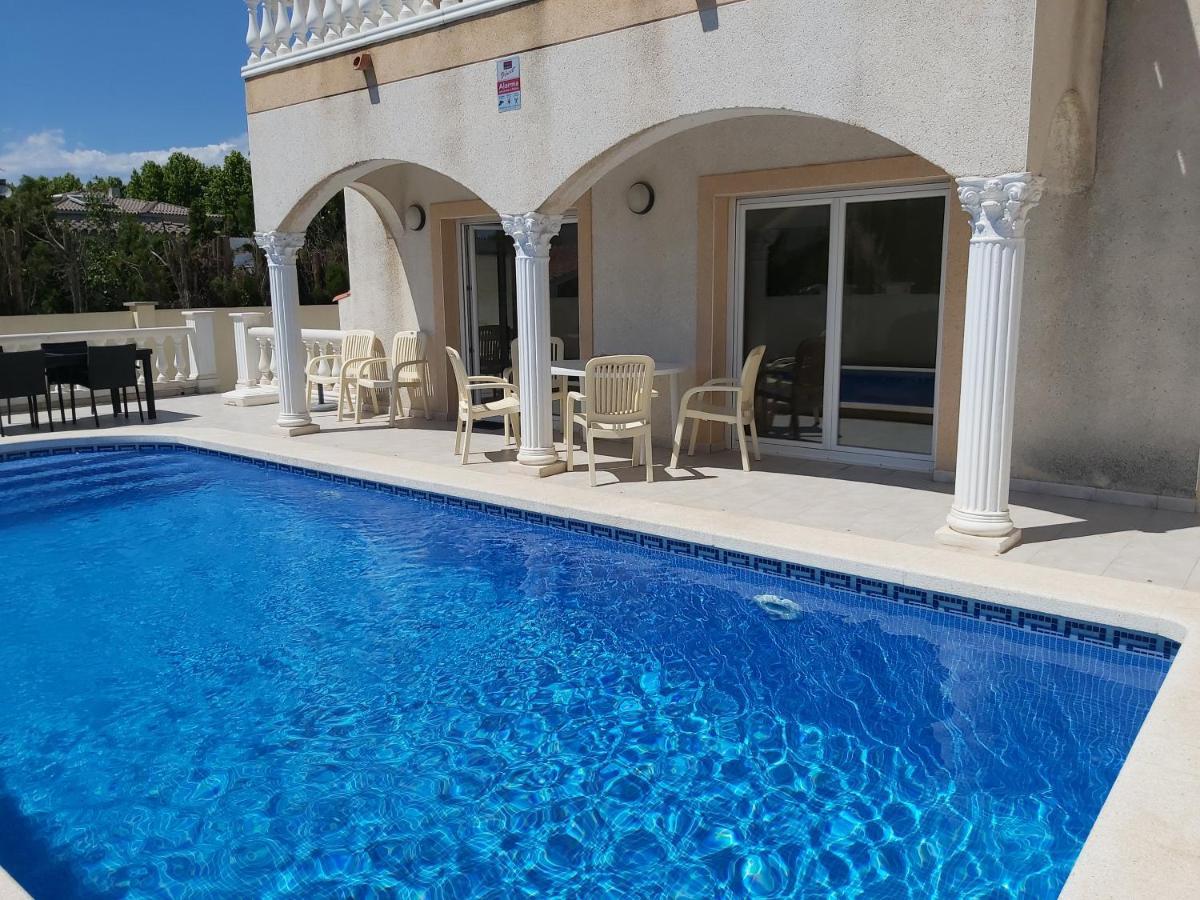 Casa Amb Piscina Privada Villa Empuriabrava Exteriör bild